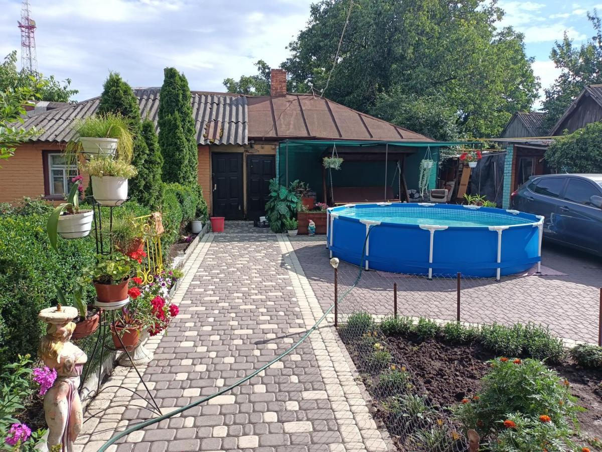 Яновского 1К Средняя Kropyvnytskyi Exterior photo